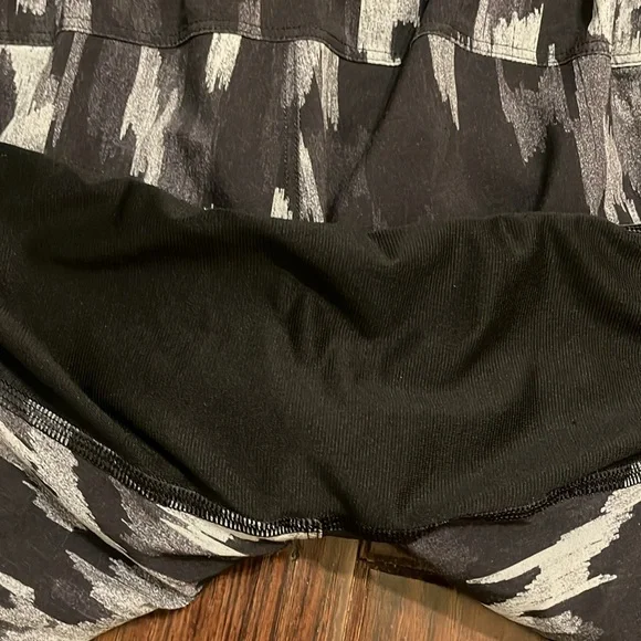 Lululemon T.H.E. Short *Luxtreme Liner 9" Rock Face Mercury Black Size Medium - Picture 14 of 15